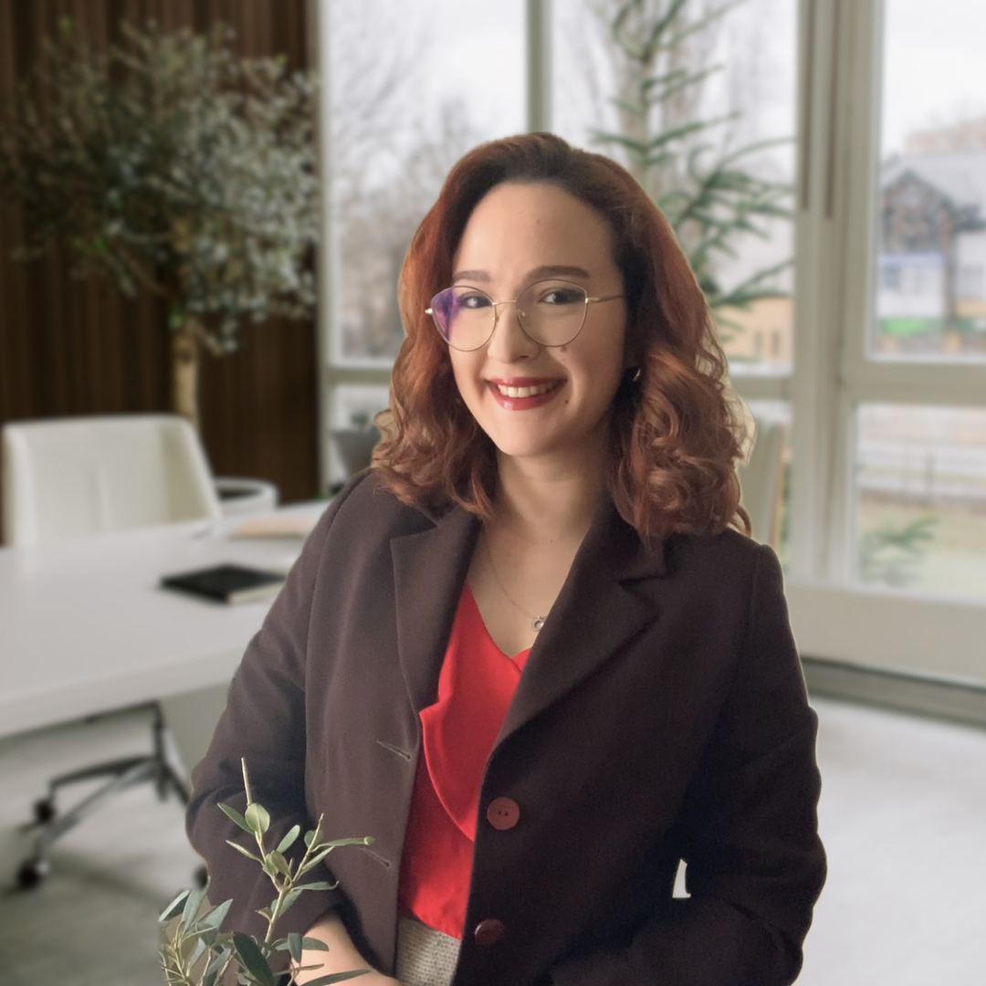 Aylin Nisa Dönmez Girengir