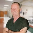 Д-р Ayhan Özman