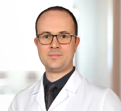 Dr. Spéc. Niyazi Volkan Demircan