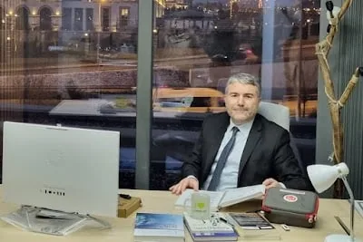 بروفيسور Burak Kazancı