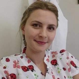 Dt. Ayşe Gül Aydın Çetinkaya
