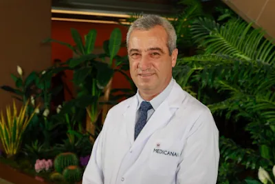 Prof. Dr Devrim Akseki