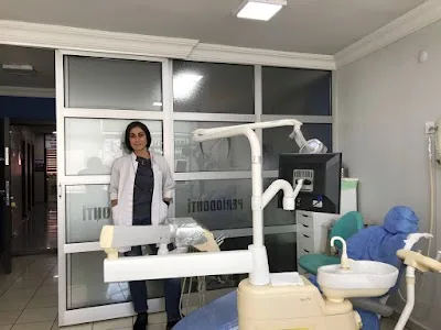 طبيب أسنان Ebru Yukarıbaş Doğan