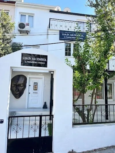 Dr Aslı Demirkol