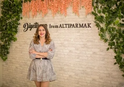 İrem Altıparmak