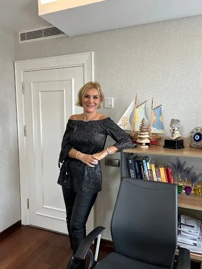 Dr. Spéc. Rabia Cerrah Karanfil