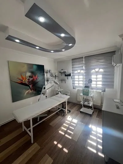 KONYA GÜZELLİK GUZMANİA BEAUTY CENTER