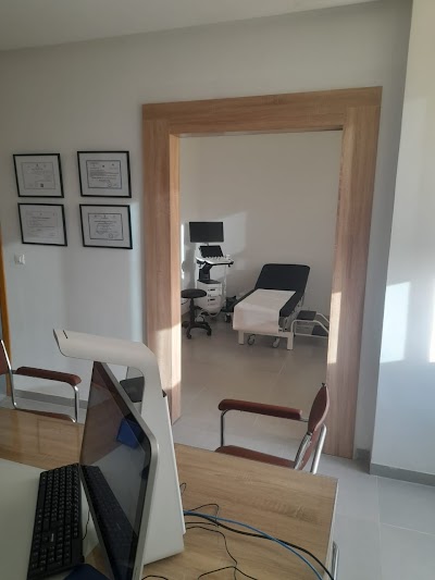 Rhumatologue Dr Maissa Abbes