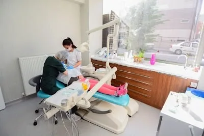Özel Vefa Ağız ve Diş Sağlığı Polikliniği