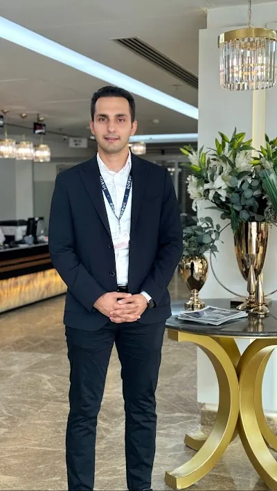 Op. Dr. Sezer Gül