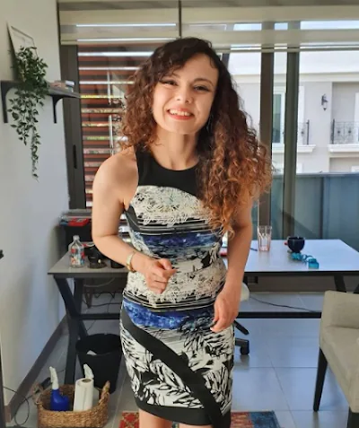 متخصص تغذیه Duygu Deryan