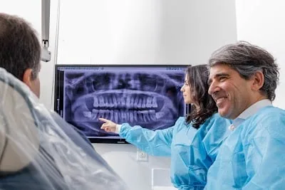Center for Treatment of Periodontics & Dental Implant Complications: Dr. Weinstein