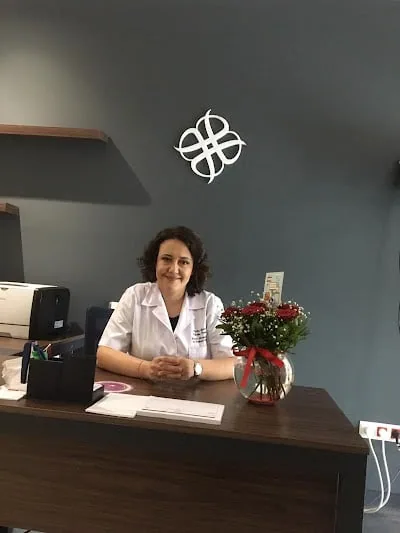 د. جراح Gonca Oğurlu Pakay