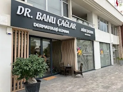 Врач-спец. Banu Çağlar