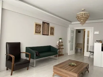 Aysun Ateş'in Muayenehanesi