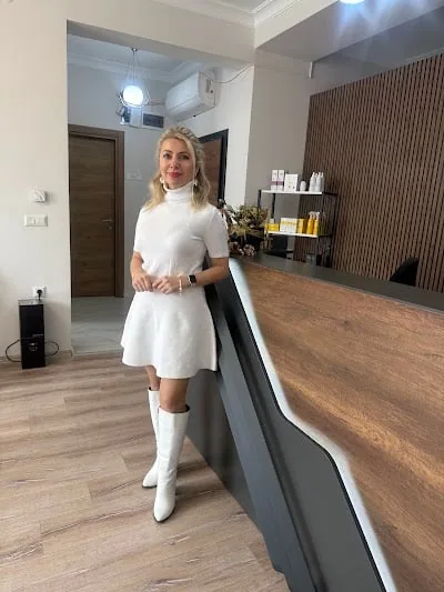 د. Deniz ARLI Dermatoloji