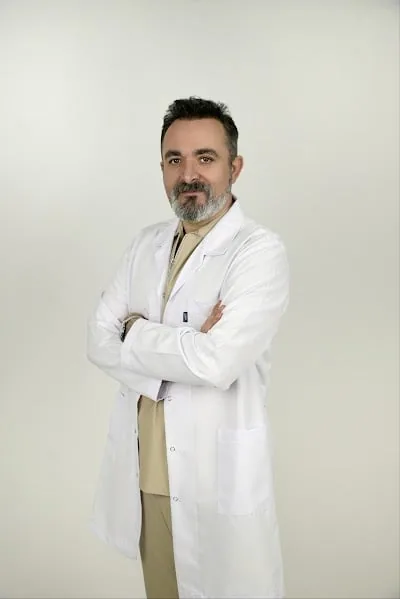 Хирург Mehmet Özbağçıvan