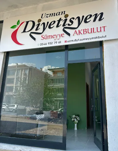 Uzman Diyetisyen Sümeyye Akbulut