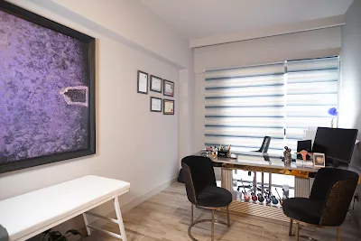 Dr. Chir. Alper TURGUT Eskişehir Kadın Hastalıkları ve Doğum Uzmanı