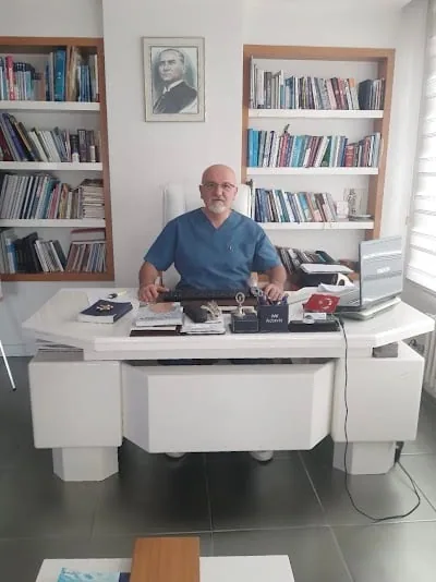 د. جراح Hasan Doğan
