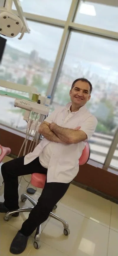 Diş Hekimi Cahit Atasever