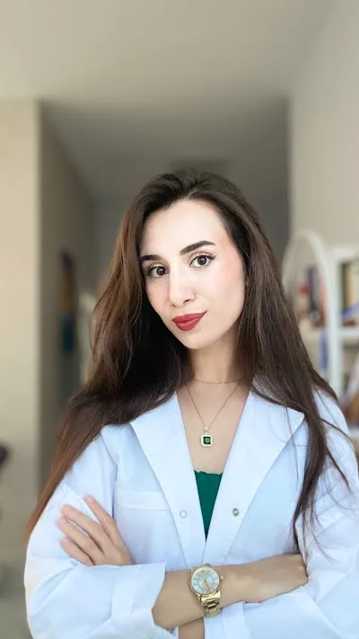 Diyetisyen İlknur Dikici