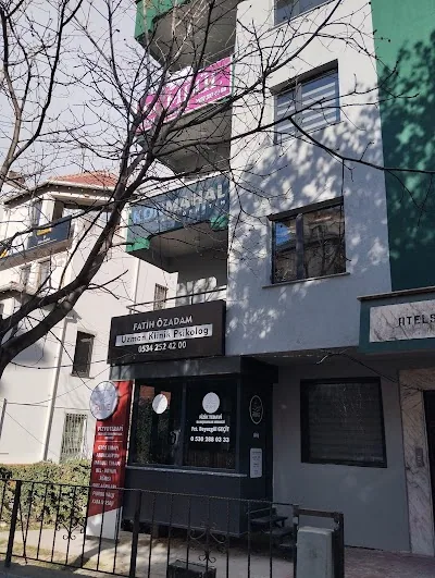 Psikolojik Danışman Psikolojik Danışman Yusuf Emre Üresin