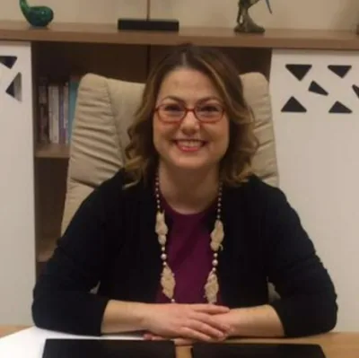 د. متخصص Şehnaz Neslihan Gürz