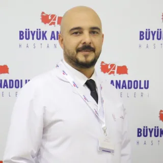 Dr. med. Volkan Kınaş