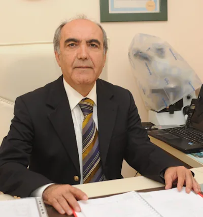 بروفيسور Duran Canatan