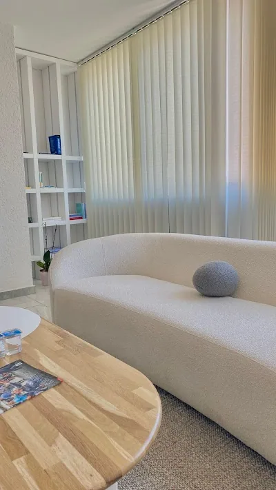 Klinik Psikolog Klinik Psikolog Özlem Kıral