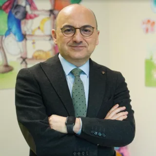 Проф. д-р Halil Tuğtepe