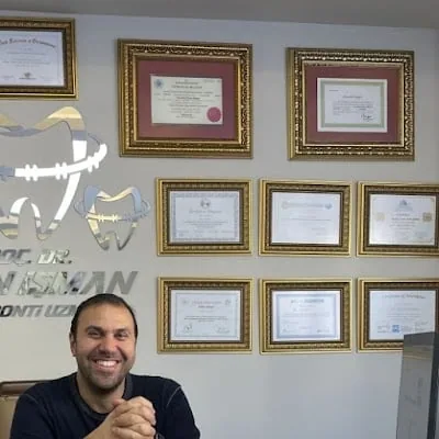 أستاذ مشارك Eren İşman