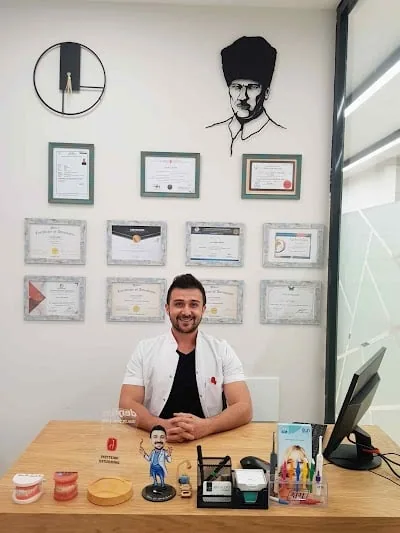 Lek. spec. Şevki ŞAHİN