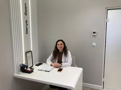 Dr. Derya Özen Diş Hekimi| İmplant Tedavisi
