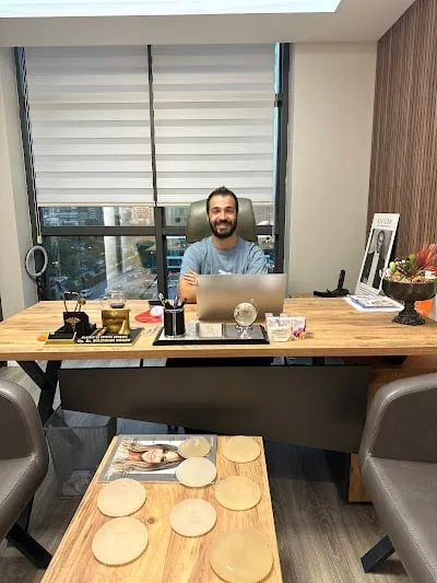 د. جراح Süleyman Köken