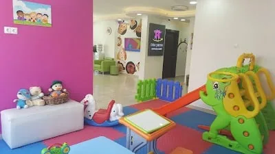 Dr. Tuba Şentut Çocuk Diş Hekimi