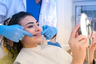 İzmir Dentalizm Ağız ve Diş Sağlığı Polikliniği