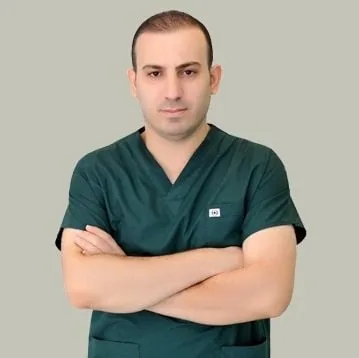 Стоматолог Ahmet Elpeze