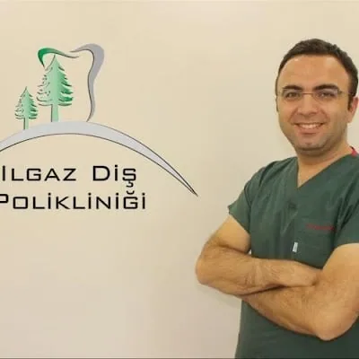 دندانپزشک Hasan Gömlekli