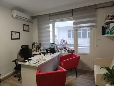 UZ.DR. FATMA BÜŞRA KARAHACIOĞLU TOSUN