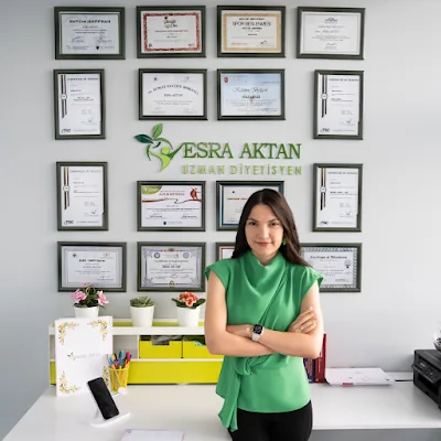 Uzman Diyetisyen Esra Aktan