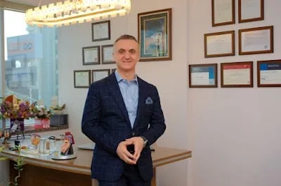 دانشیار İsmail Ateş