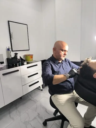 Dr. Espec. Kenan Turhan Cildiye Uzmanı