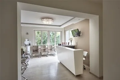 ART MEDIC Plastic Surgery and Aesthetic Center