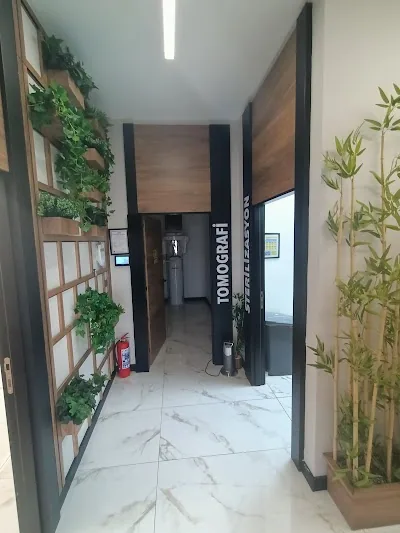 دندانپزشک Ökkeş Karaduman