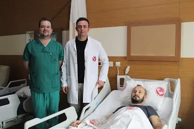 پروفسور Eyüp Burak Sancak