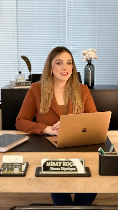 Nutricionista Miray Koçak