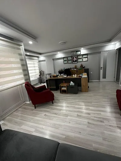 Uzman Klinik Psikolog Uzman Klinik Psikolog Batuhan Köse