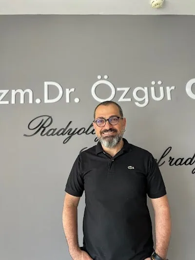 Dr. Özgür Oktay